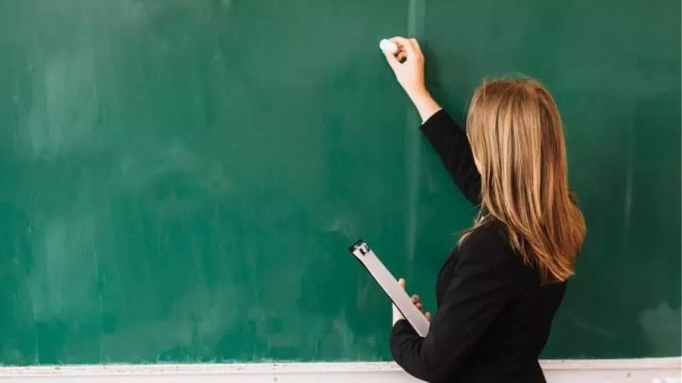 Education Ministry's Teacher Evaluation Plan Sparks Debate Over Principals' Role