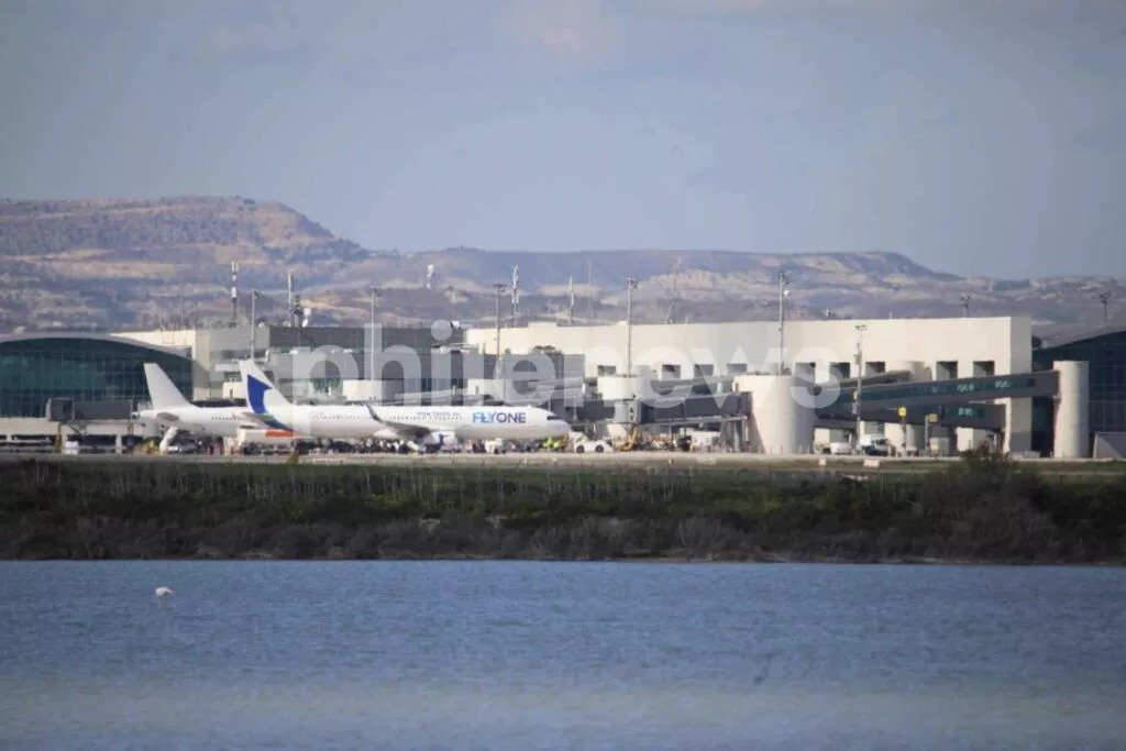 Larnaca Airport Security Alert Ends After Three Hours, Moldova Passenger Questioned