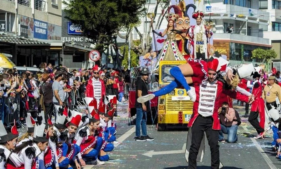 Police Bill Carnival Parade Security At €45,000