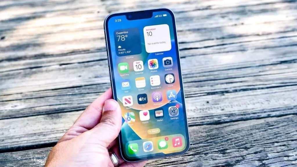 Sealed First Generation Iphone Sells For $63,356 At Auction