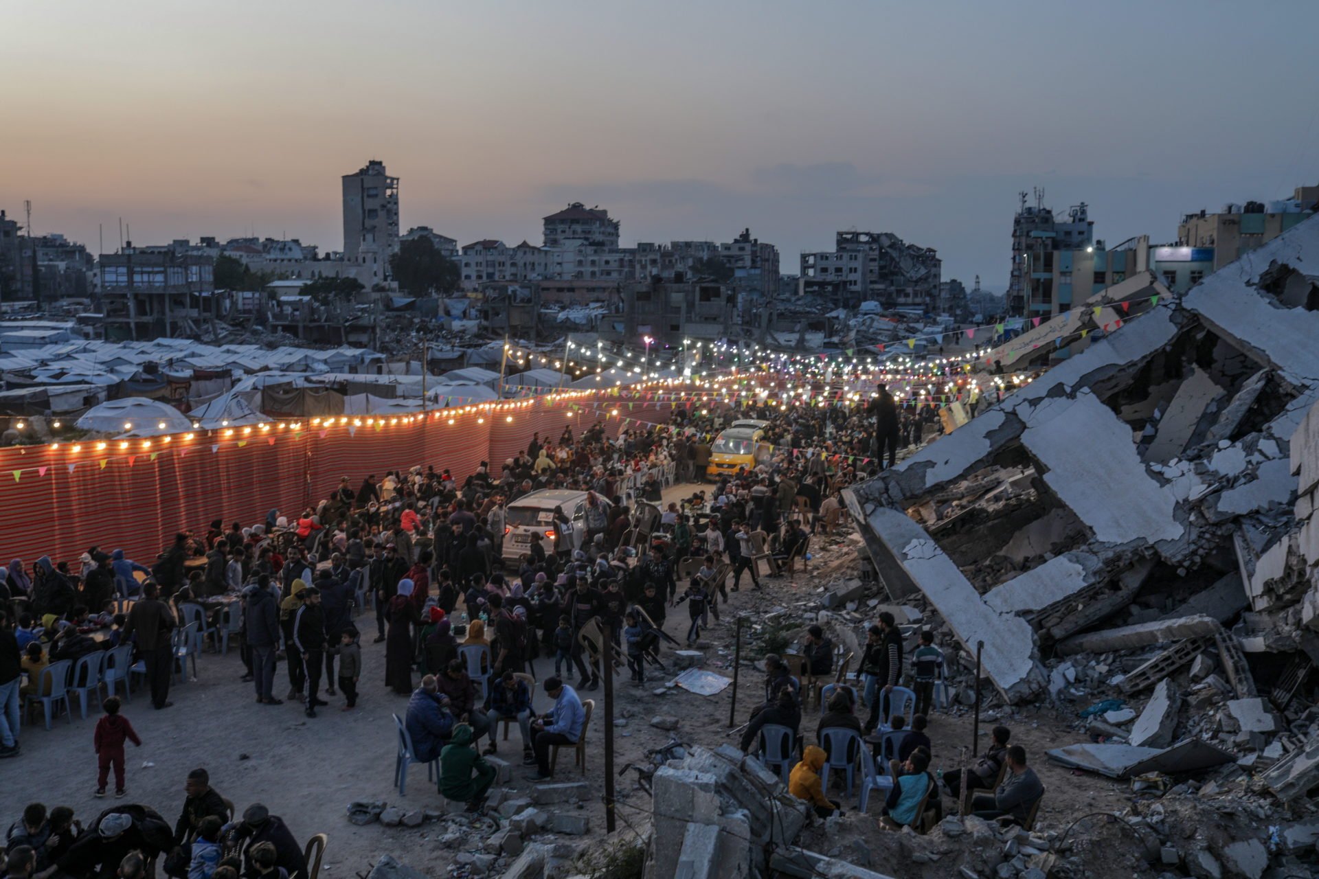 Palestinians In Gaza Gather For Iftar