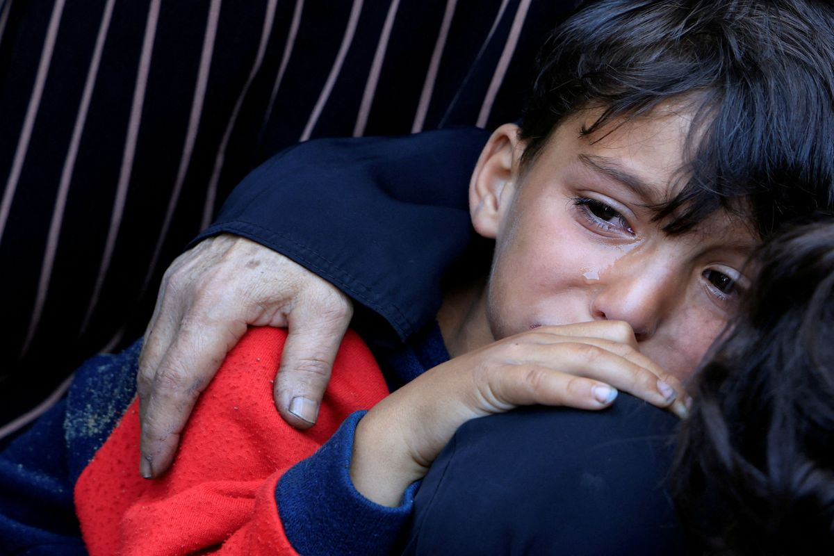 Gaza 14.000 Paidia Apeilountai A