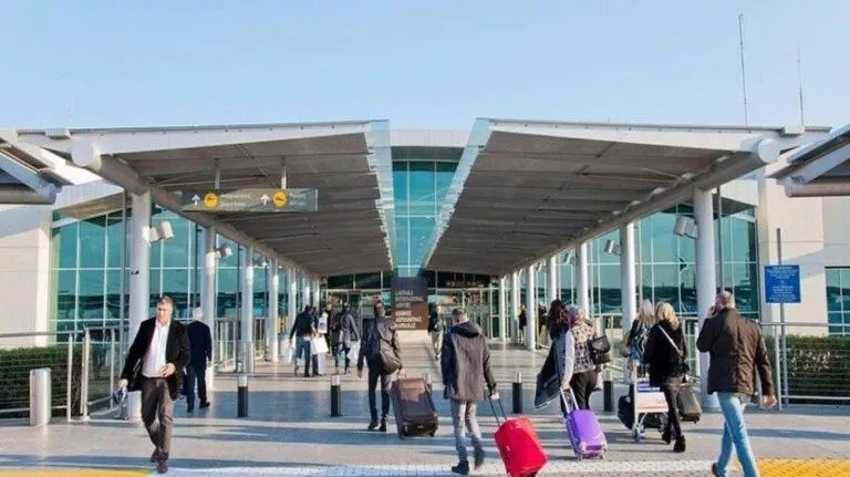 Israeli Repatriation Flights From Cyprus Enter Sixth Day As Thousands Return Home