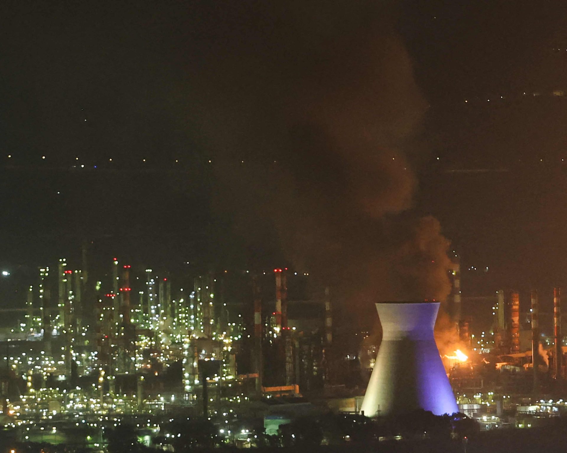 Iran Strikes Israel Missiles Four Killed Fourth Day