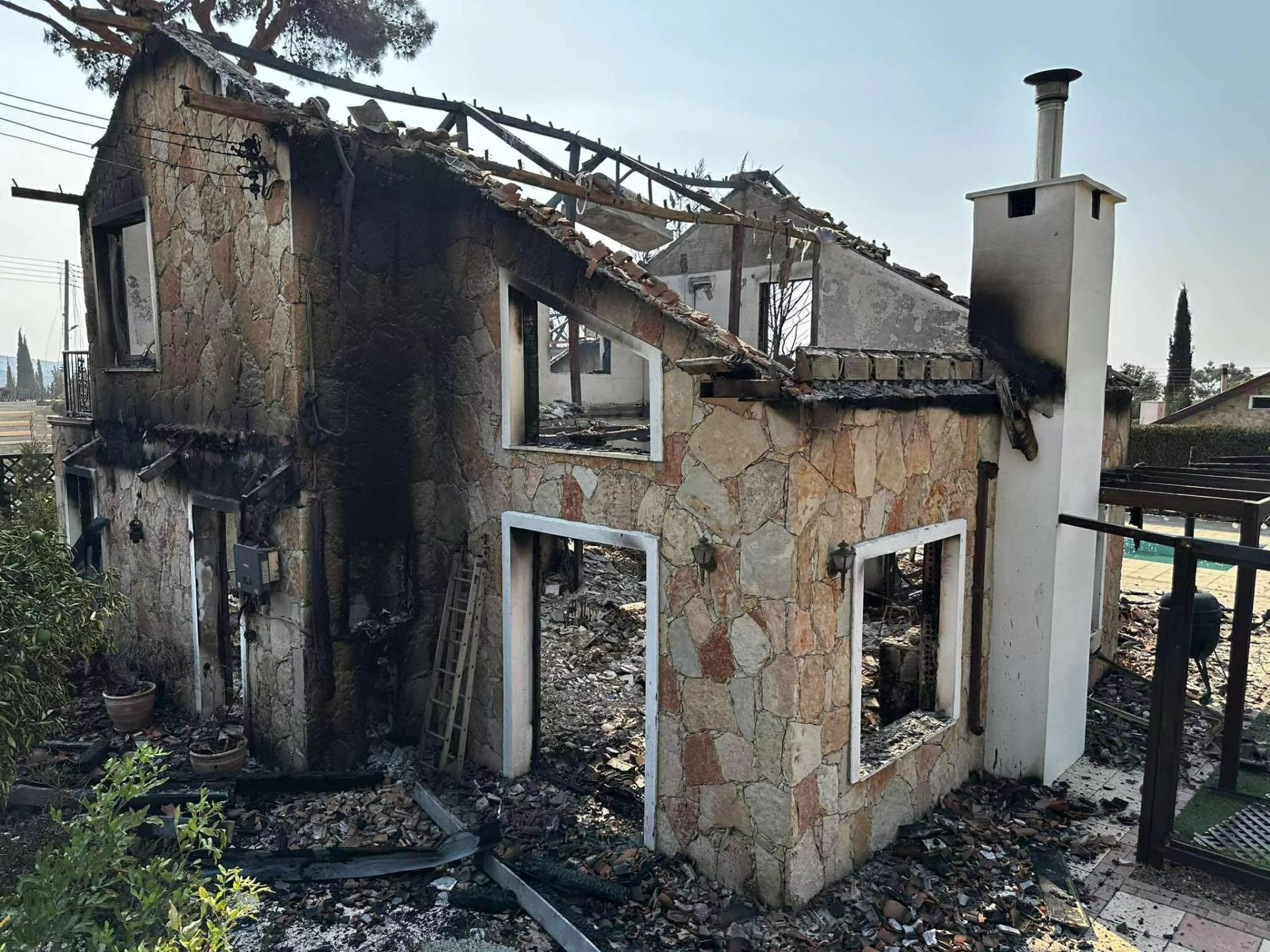 Limassol Fire New Fronts Emerge In Arsos And Zanakia As Additional Forces Deployed