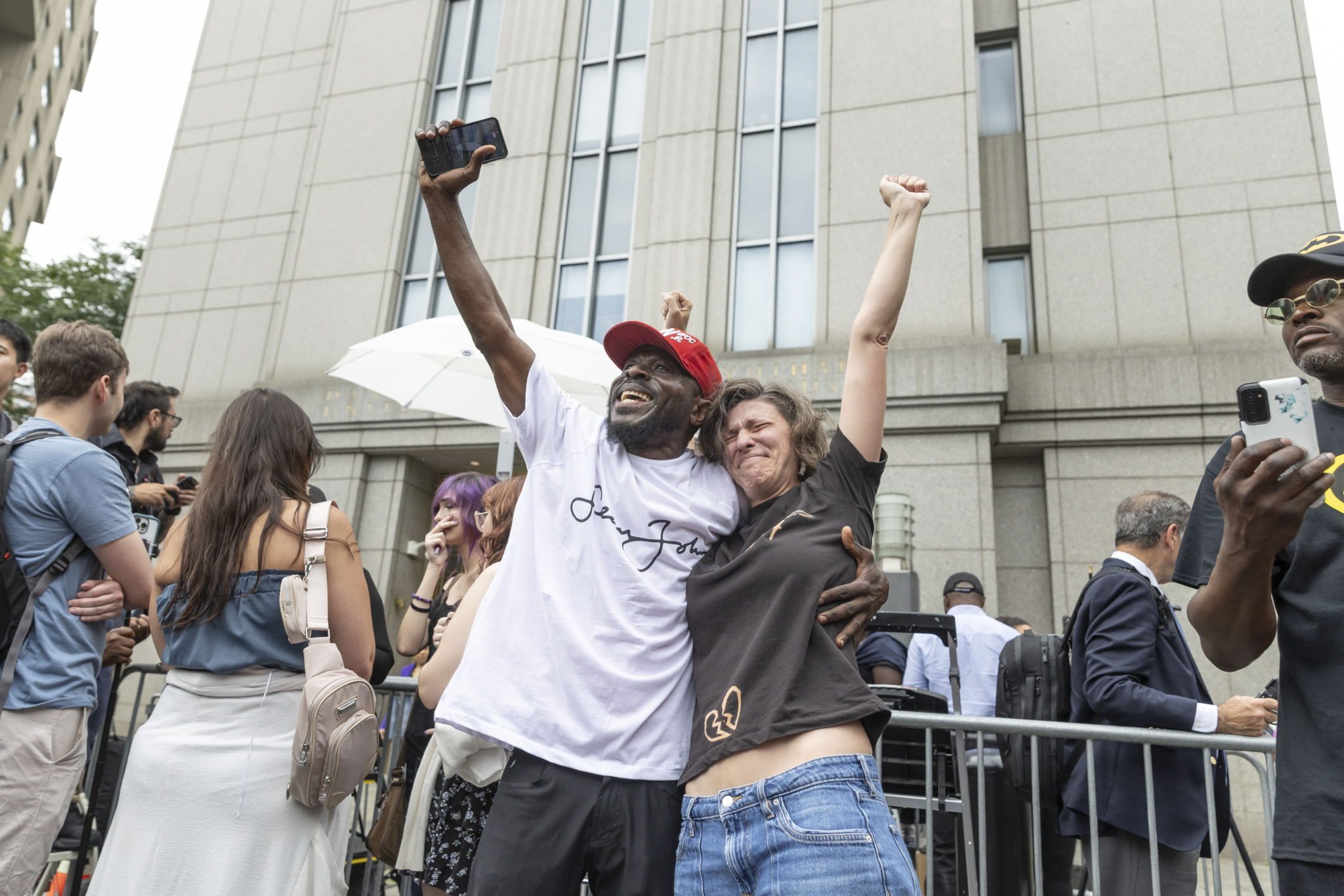 F Racketeering Sean 'Diddy' Combs acquitted of racketeering and sex trafficking at ...