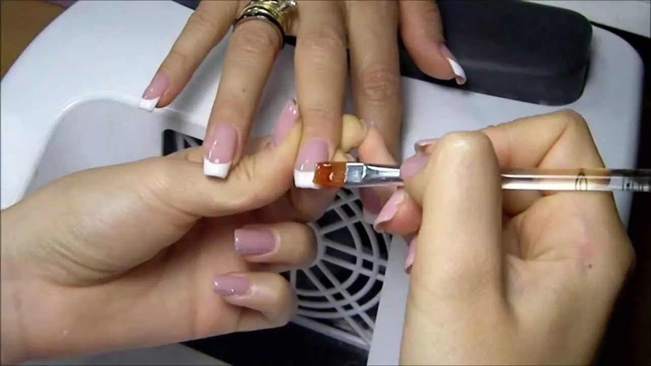 Eu Bans Toxic Nail Gel Ingredient From September