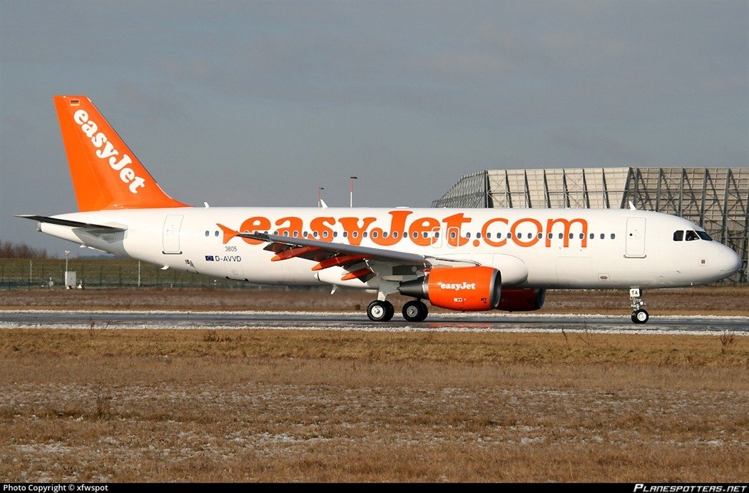 Two Easyjet Aircraft Collide During Taxiing At Manchester Airport