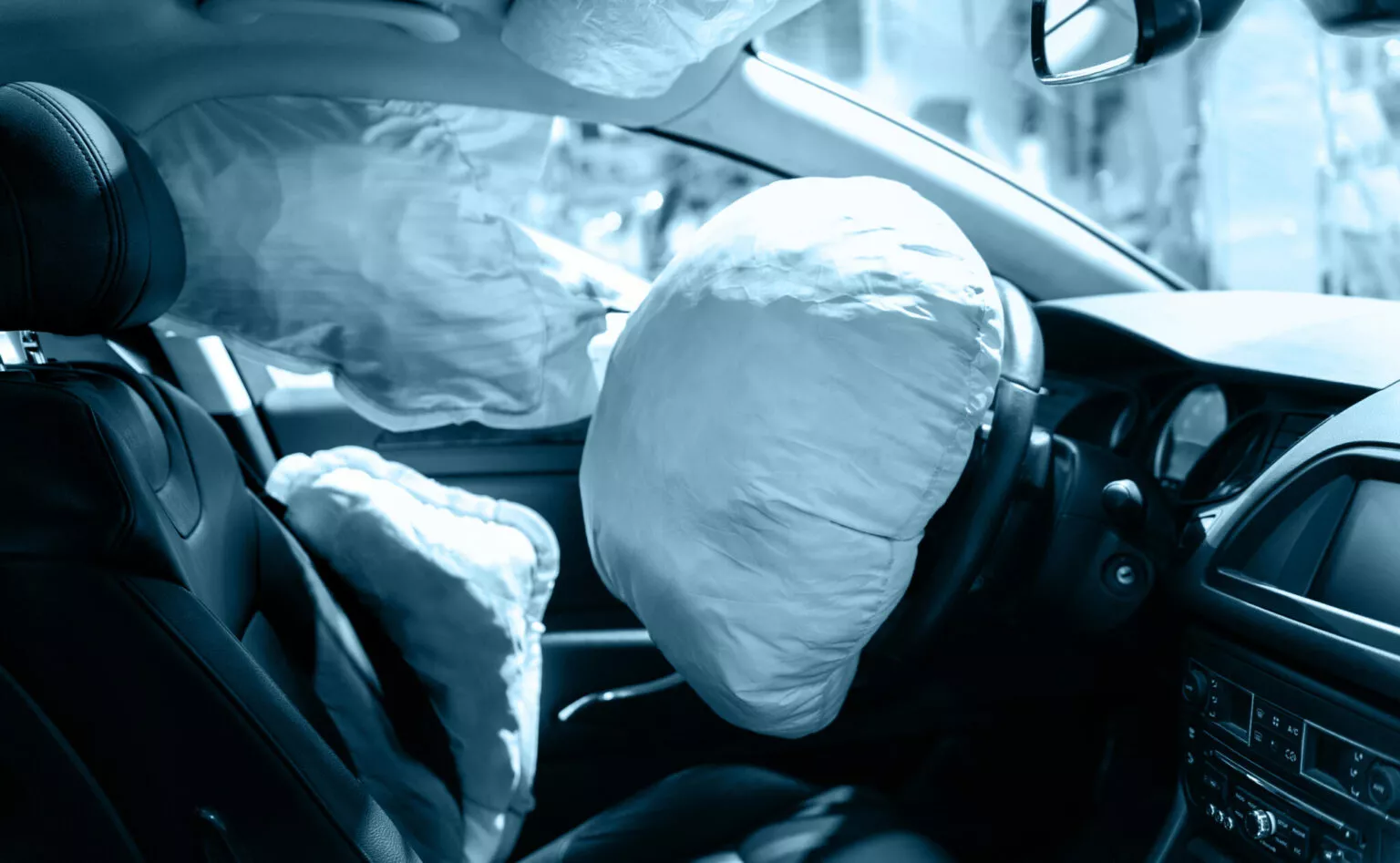 Airbags Aerosakoi Takata Car Autokinito 2048x1263 1 1536x947