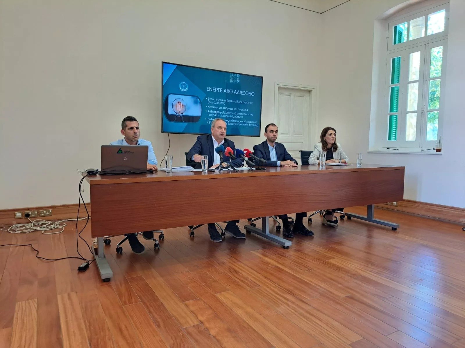 Akel Leader Calls For Corruption Probe Into Vasilikos Terminal Project