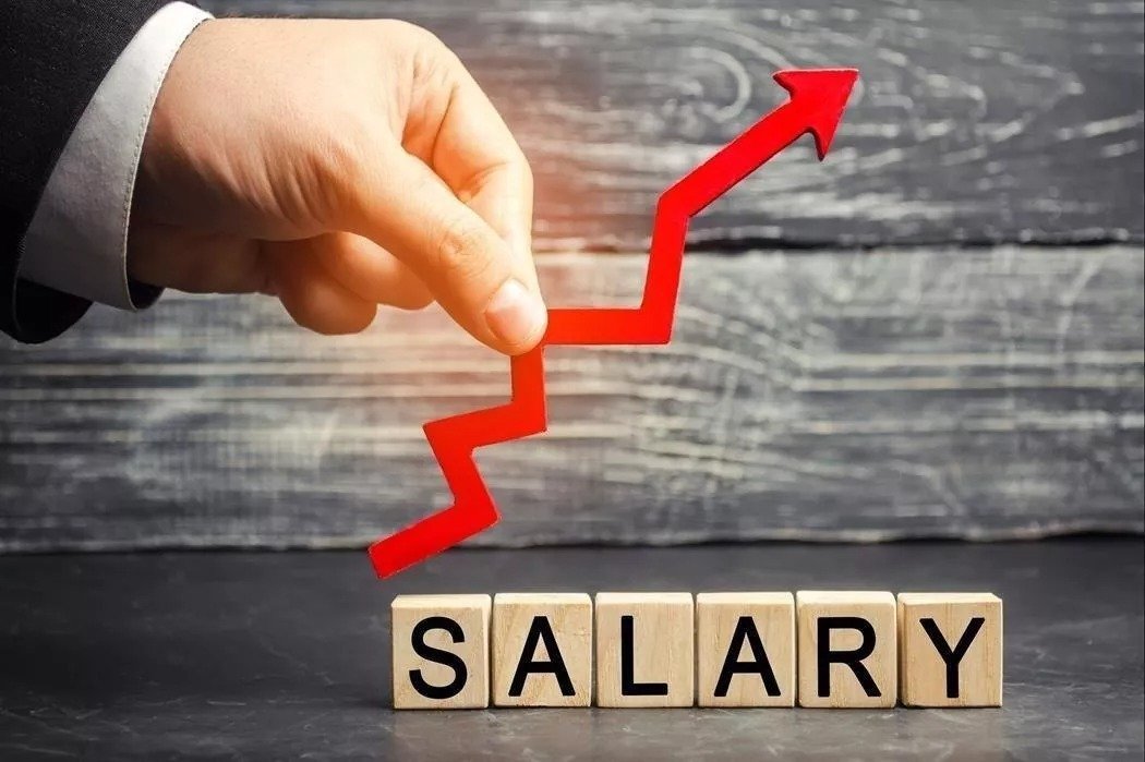 36.1% Earn Below €1,500 While Average Gross Monthly Earnings Reach €2,476