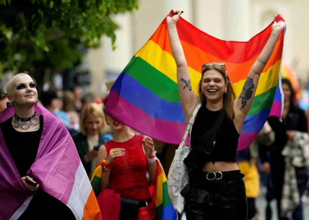 Lgbtq Diakrisis