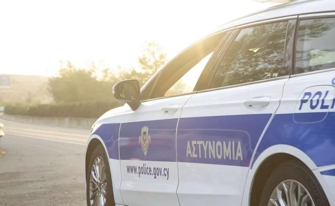 Four Vehicle Collision Temporarily Closes Motorway Lane In Nicosia Limassol Highway
