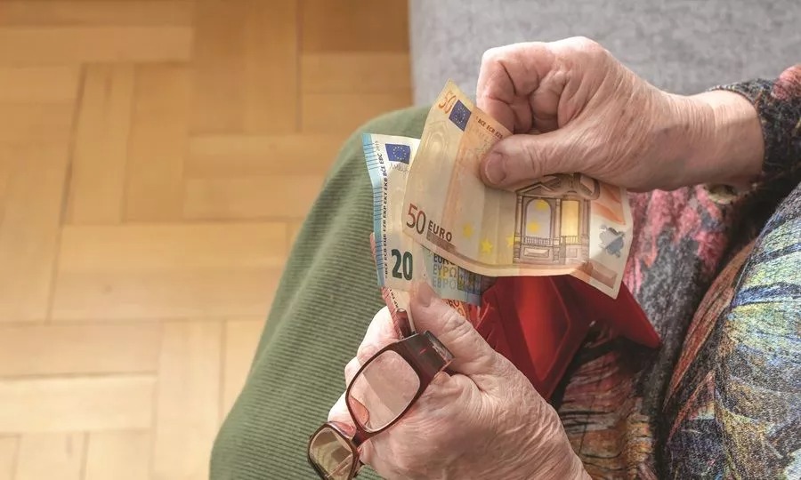 Government And Unions To Negotiate Pension Reform Details