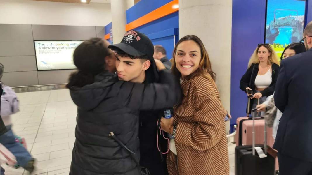 182 Cypriots Repatriated From Dubai On First Flight Home