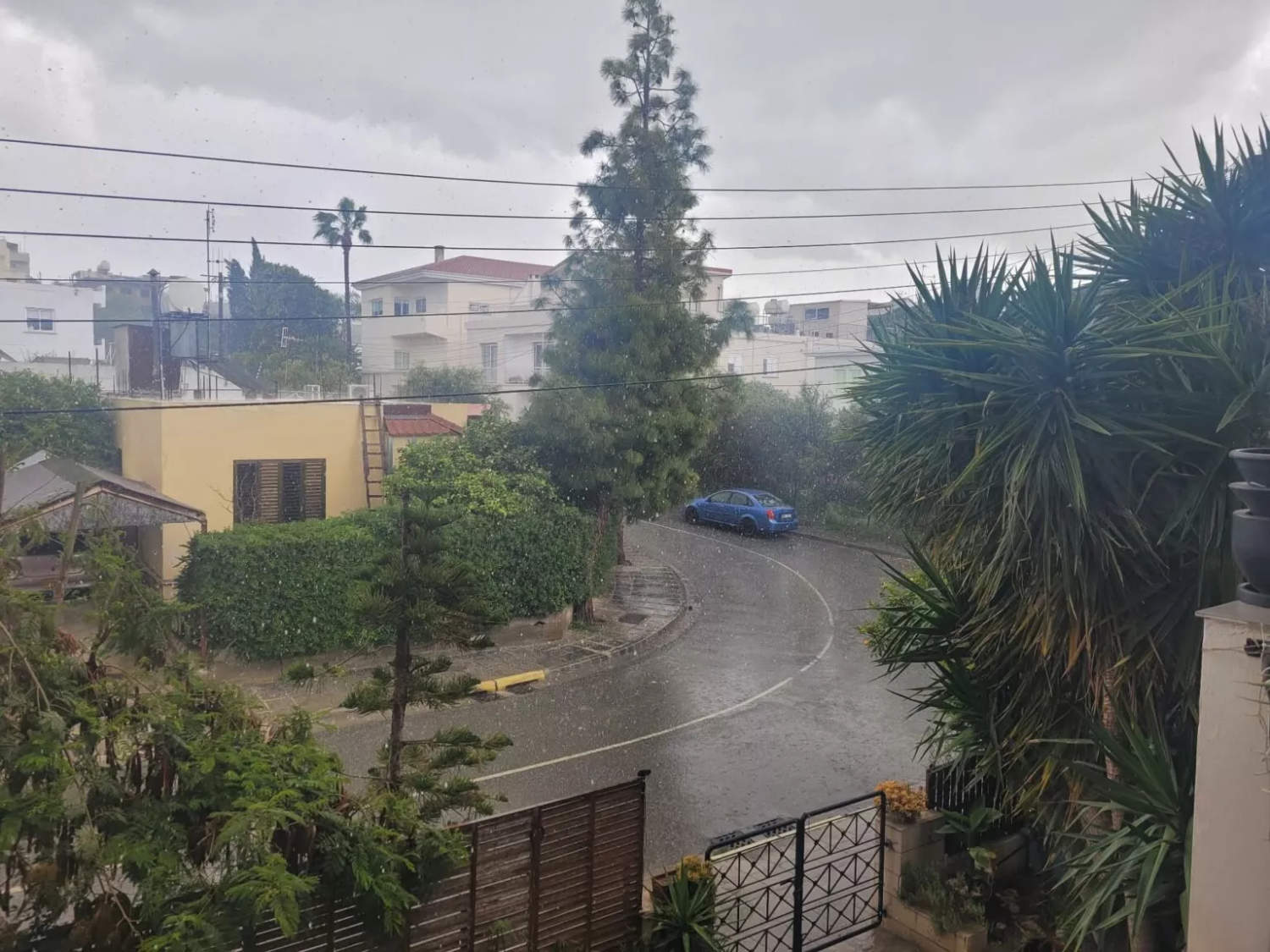 Low Pressure Brings Dust, Rain And Storms To Cyprus Through The Weekend