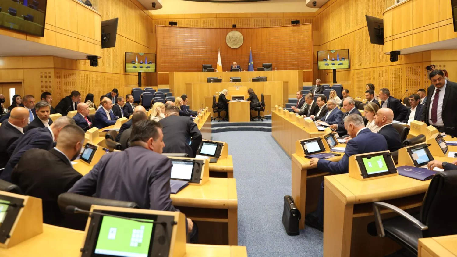 Parties Clash Over Committee Chairs As Alma Threatens Supreme Court Challenge
