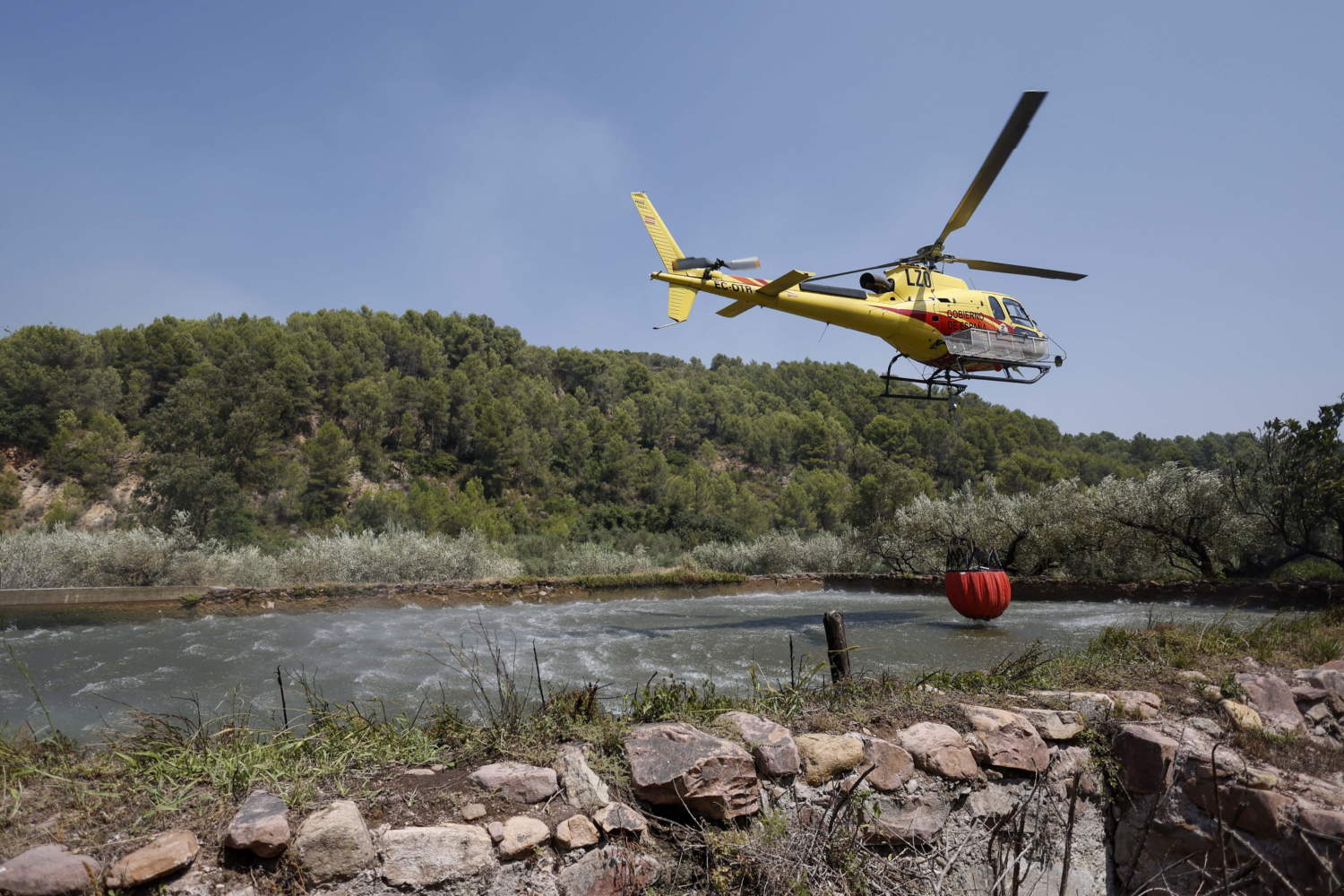 Spain Battles Wildfires Amid Persistent Heatwaves