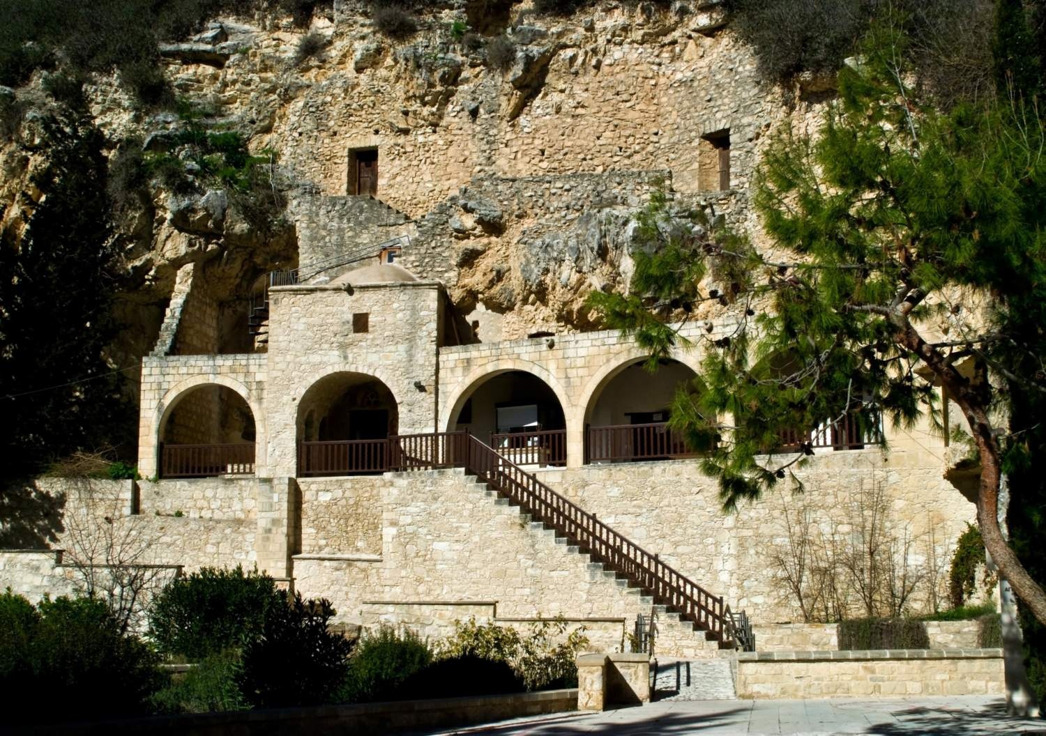 Agios Neophytos Monastery Cyprus 01 (1)