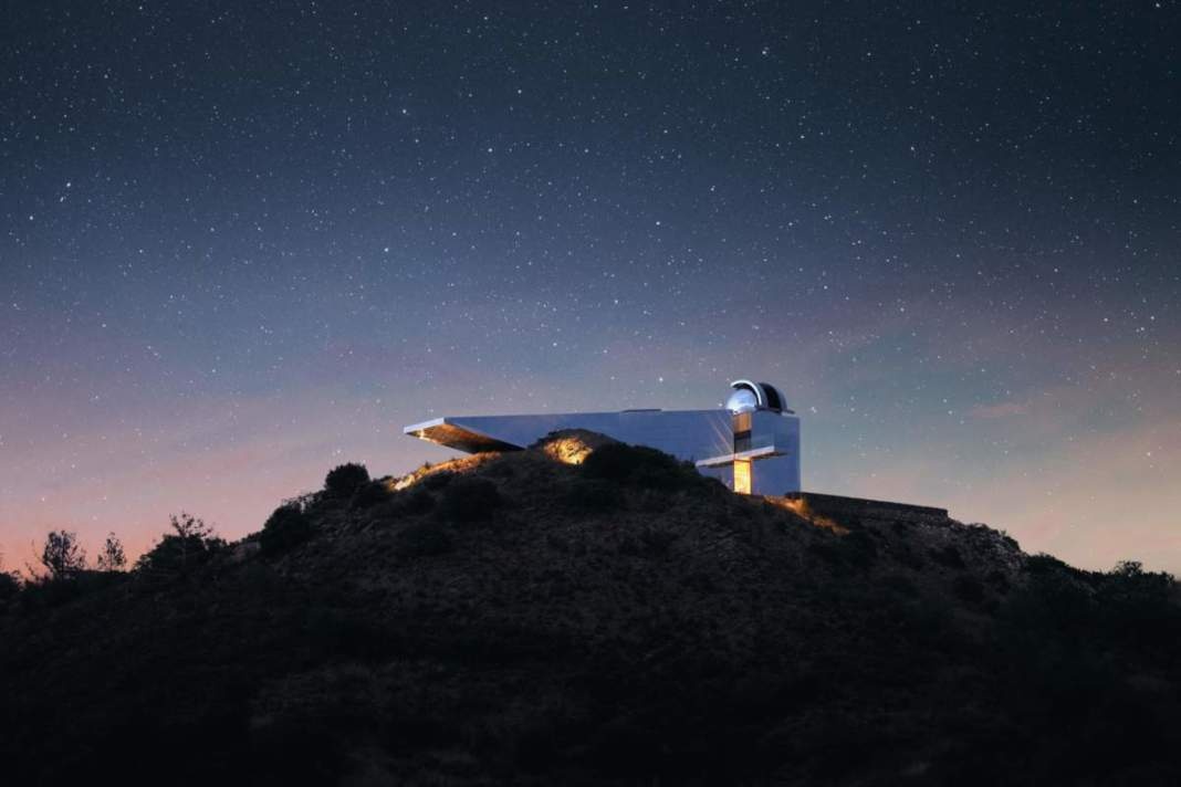 Alley X Troodos Observatory.1 1 1068x712