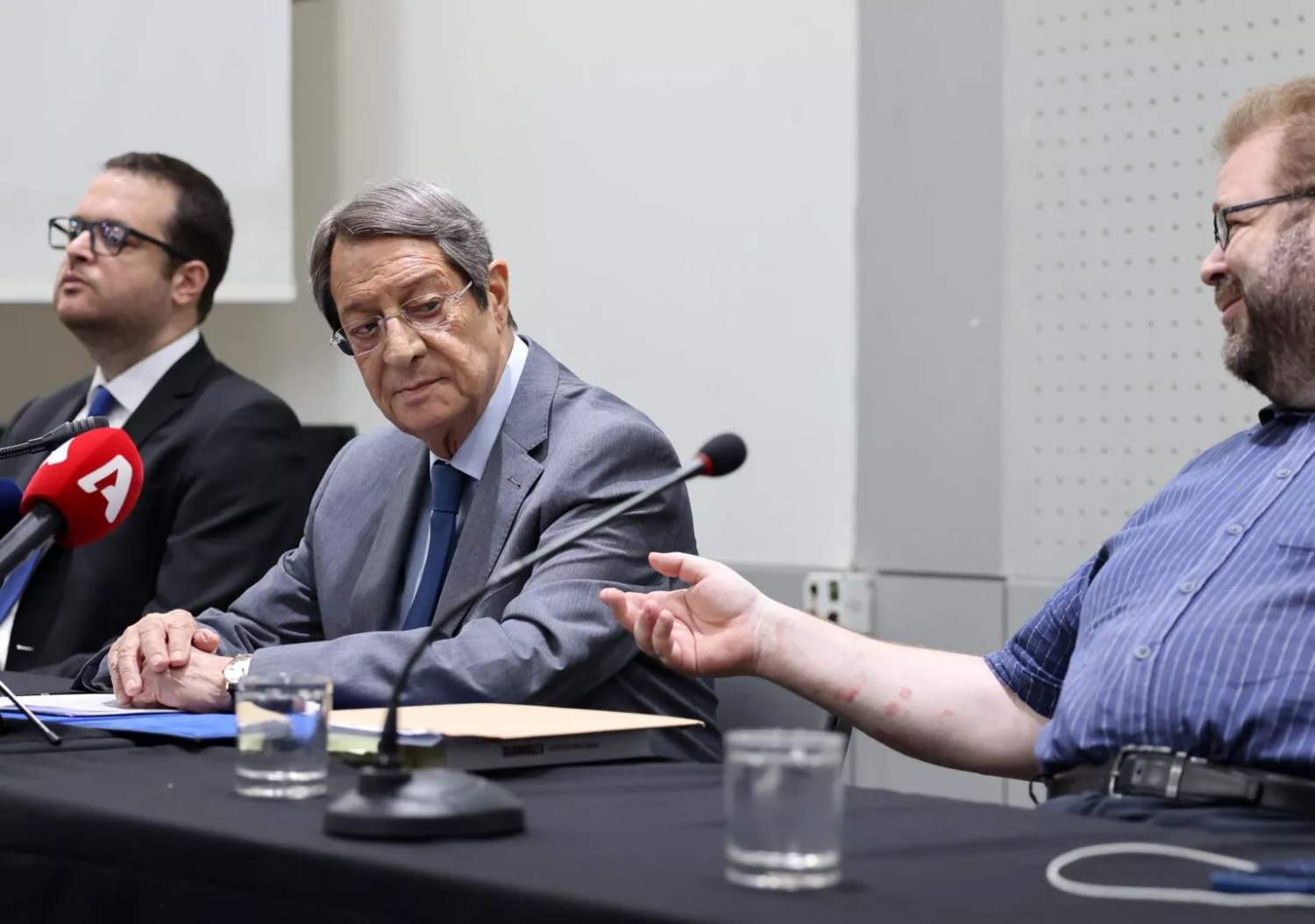 Anastasiades Rejects Mafia State Claims, Targets Drousiotis And Authority