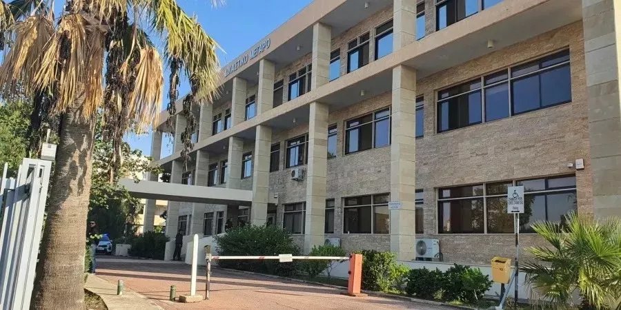 Dikastirio Larnaka