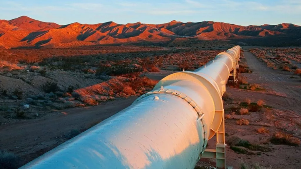 East West Pipe 1024x575