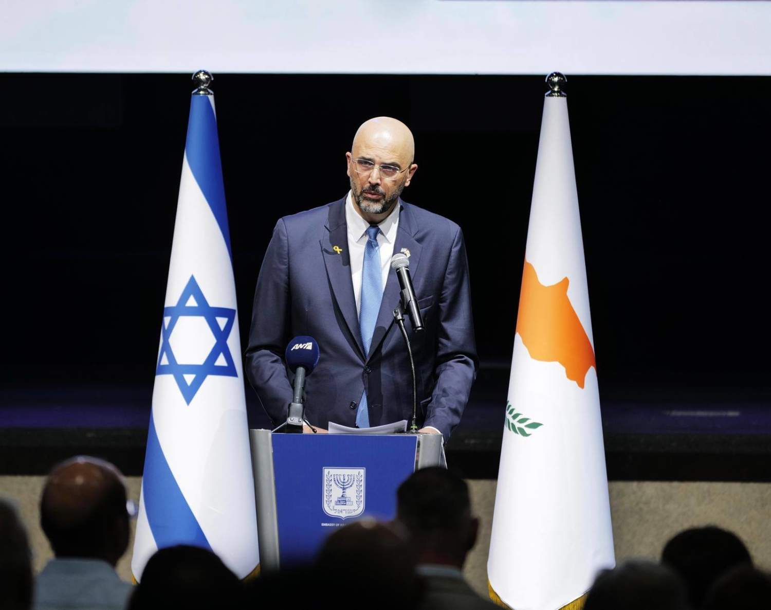 Amb Oren Anolik