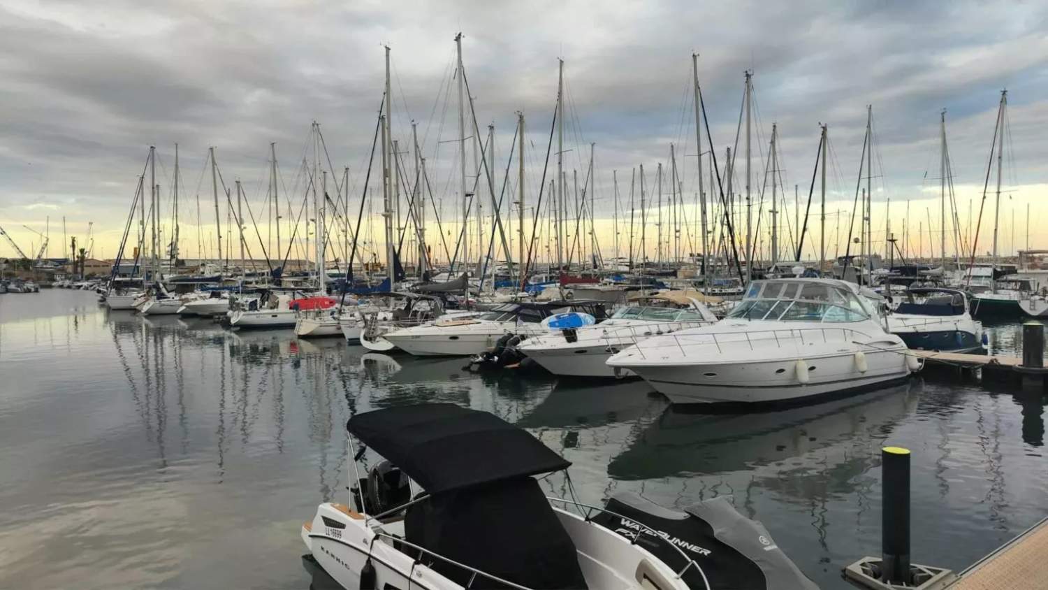 Christodoulides Steps In Over Larnaca Marina Legal Obstacle