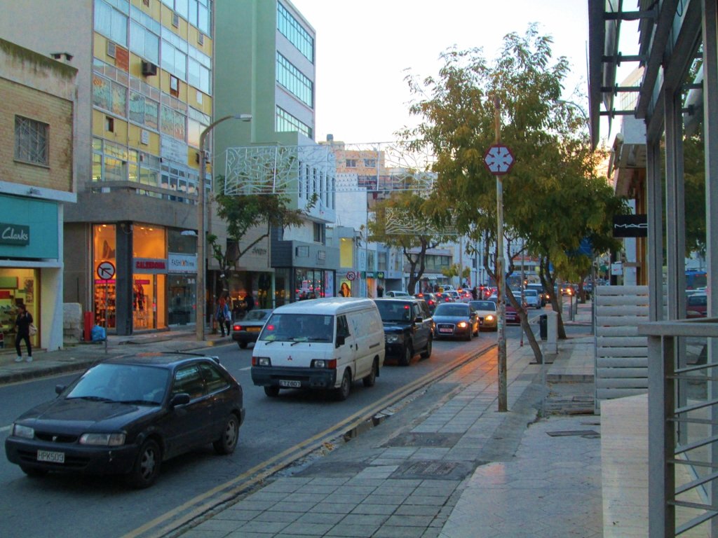 File Makariou Avenue During Early Afternoon Nicosia Republic Of Cyprus 242