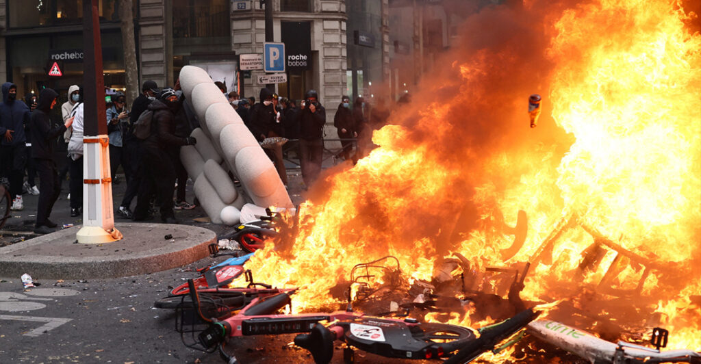 France Chaos