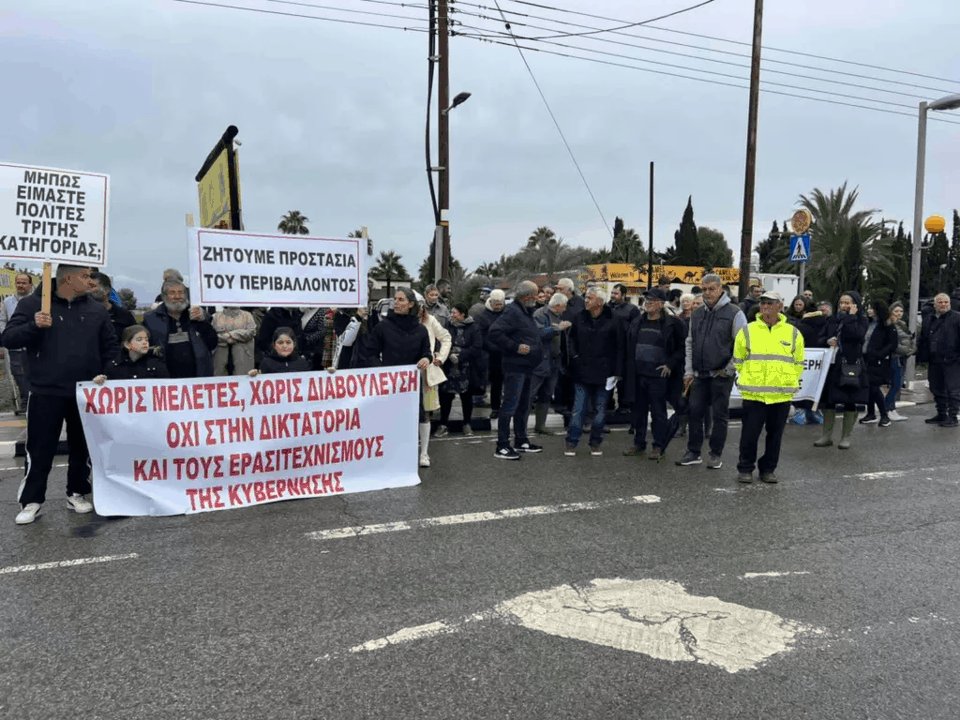Mazotos Residents Plan New Saturday Protest Over Desalination Unit Tender