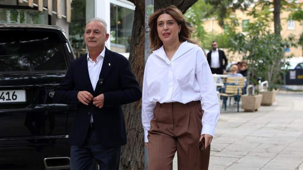 Averof Wife 1536x864
