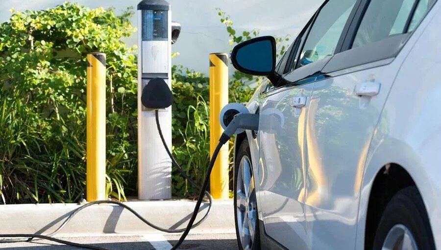 Ilektrokinisi Electric Cars Charging E1765359114633 (1)