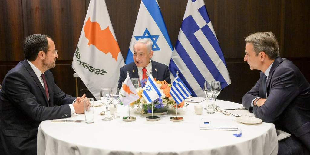 (ΞΕΧΩΡΙΣΤΟ)